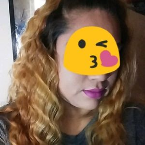 Meet your Posher, Priscilla